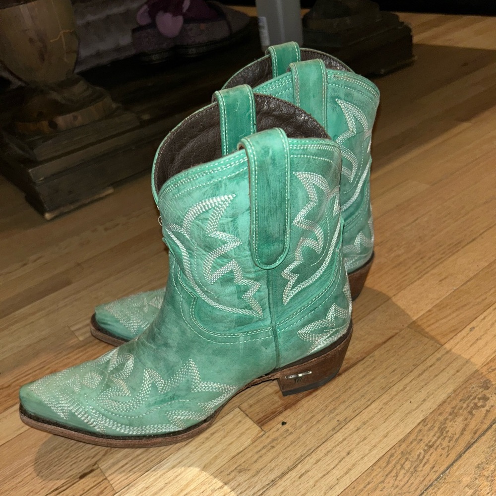 Women’s Size 8 Lane Cowboy Boots